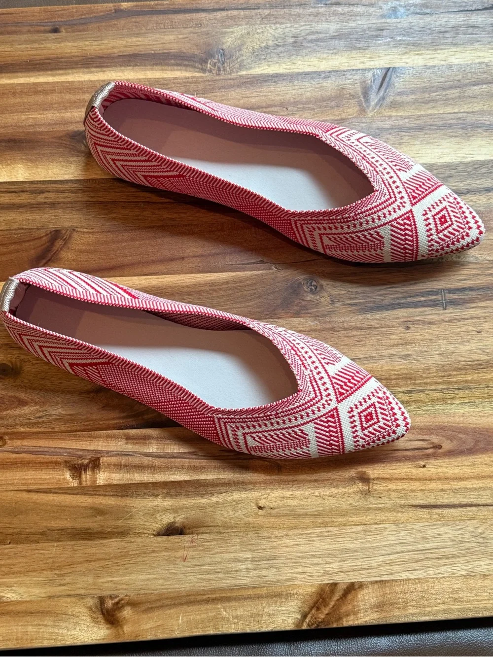 N/A stylish red